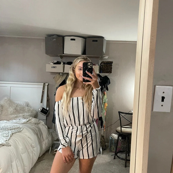 BOOHOO romper 6 - Picture 4 of 8